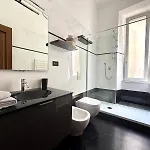 Апартаменты Per 5 Persone Su Scalinata Storica A 9 Minuti A Piedi Dalla Stazione E 12 Dal Centro - Vista Sui Tetti Della Citta - Zona Collinare Residenziale *