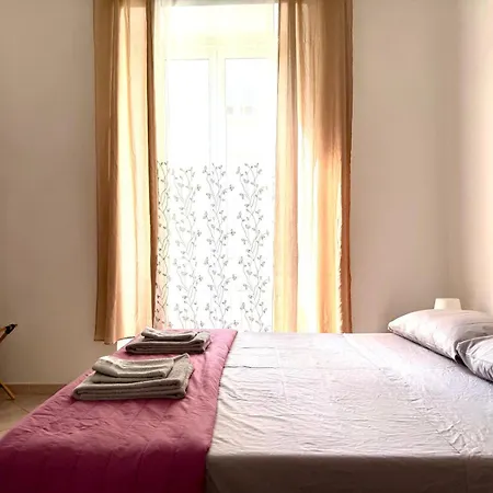 Per 5 Persone Su Scalinata Storica A 9 Minuti A Piedi Dalla Stazione E 12 Dal Centro - Vista Sui Tetti Della Citta - Zona Collinare Residenziale 아파트 *