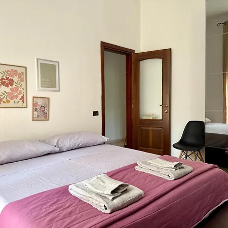 شقة Per 5 Persone Su Scalinata Storica A 9 Minuti A Piedi Dalla Stazione E 12 Dal Centro - Vista Sui Tetti Della Citta - Zona Collinare Residenziale *